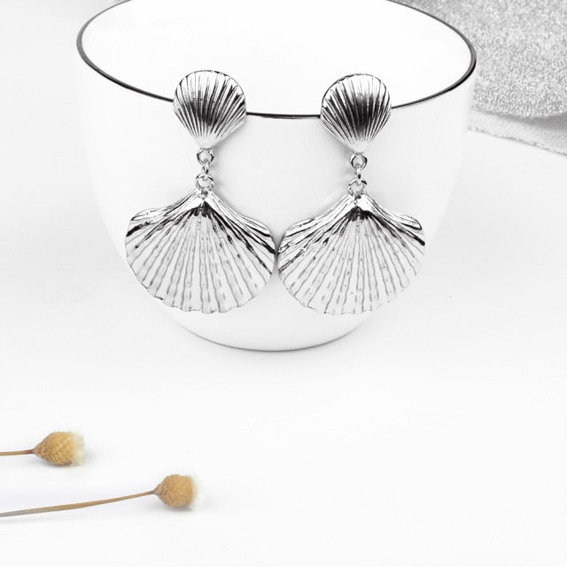Sea Shell Dangle Earring