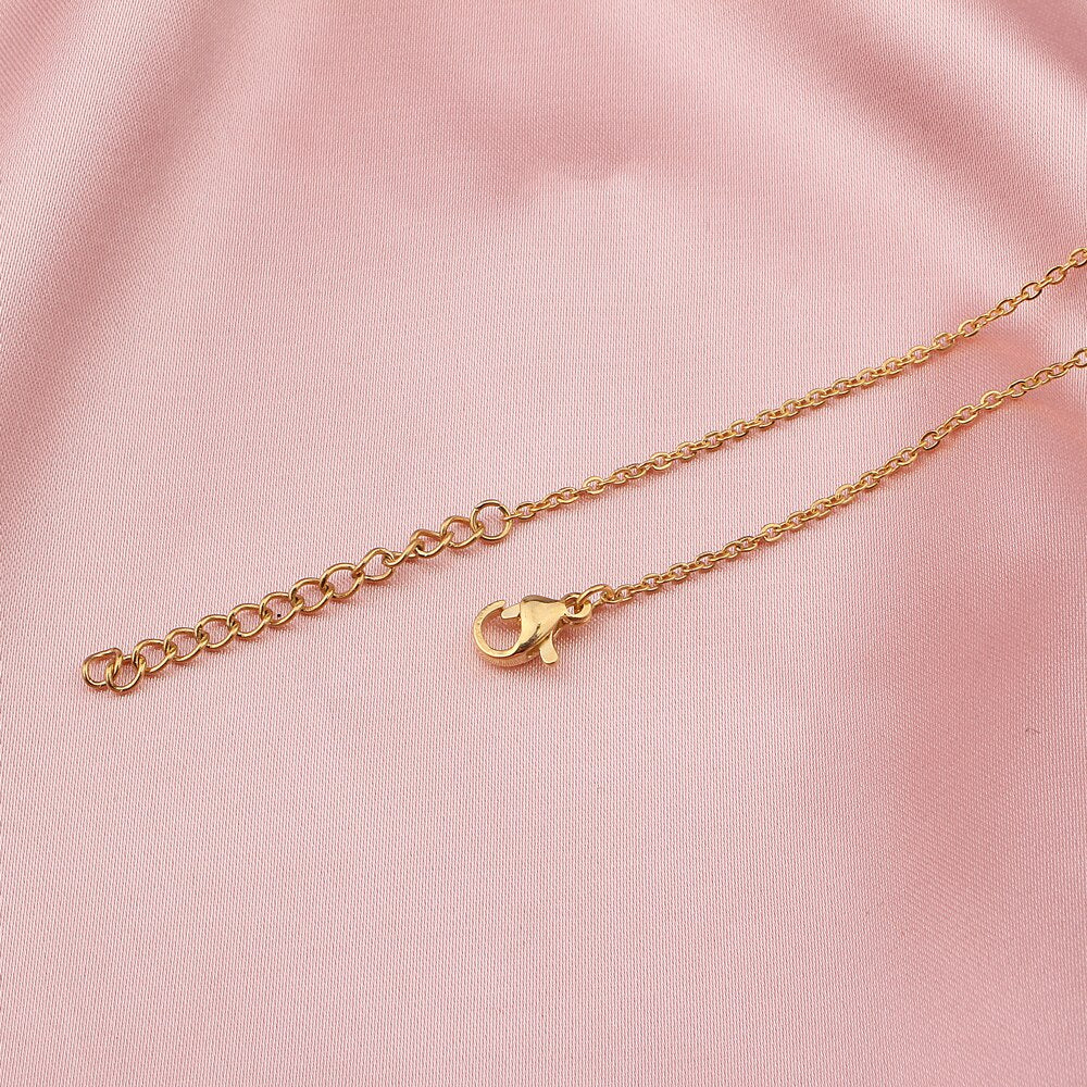 Three Petals Necklace