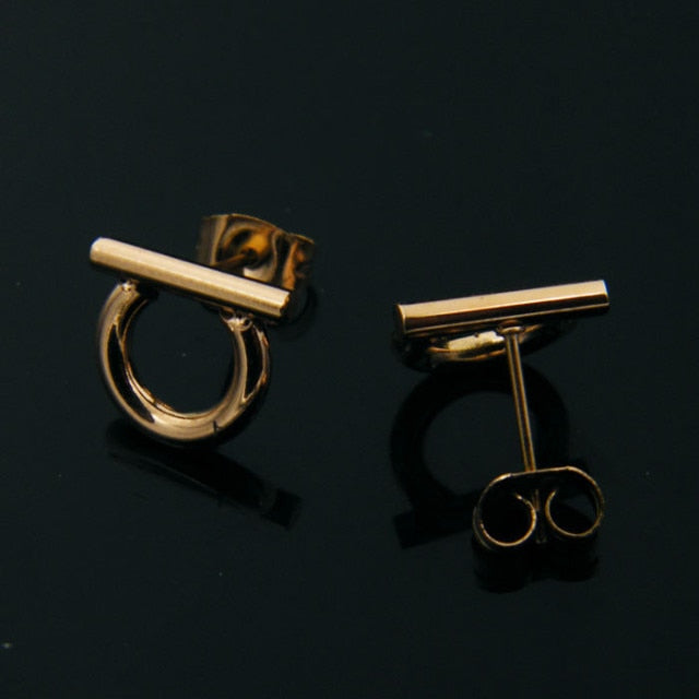 Geometry Vintage D Earring